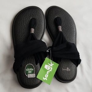 BNWT Sanuk Yoga Sling 2